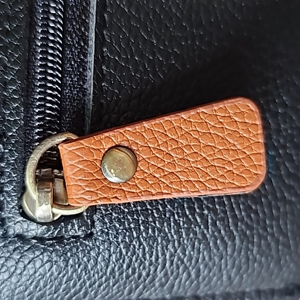 Wallet - Picture 8 of 16